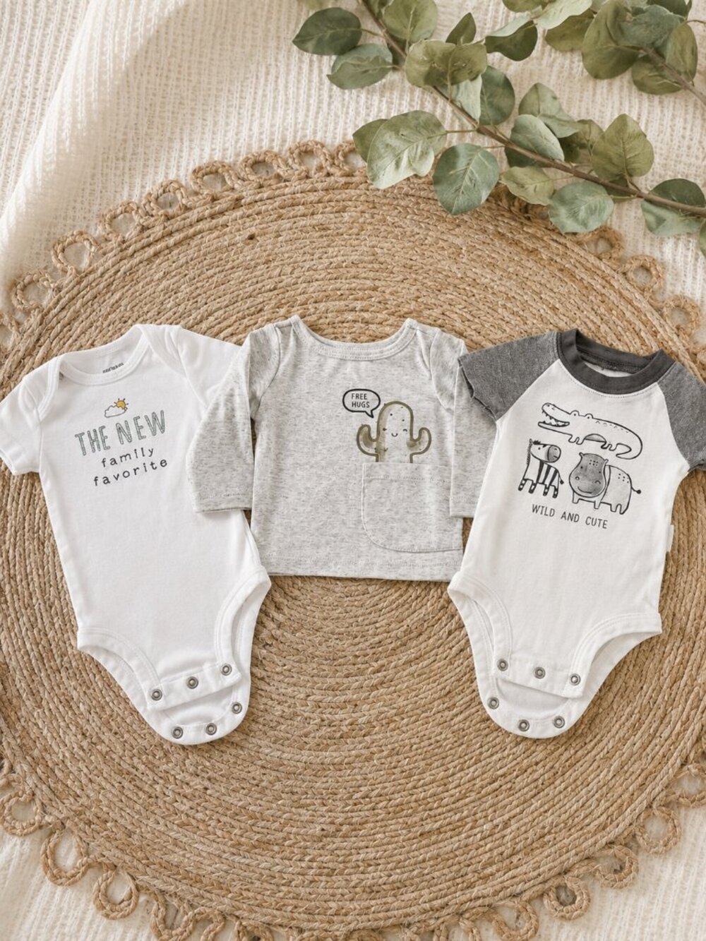 Carter's Newborn Baby Bundle‎ 3 Pc Bodysuits & Long Sleeve Top Neutral UGC